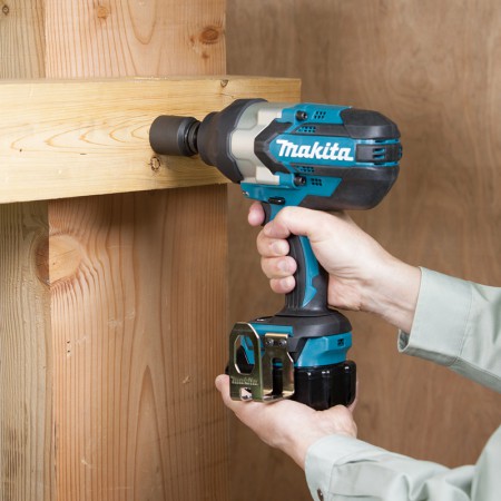 Cordless Impact Wrench DTW1002