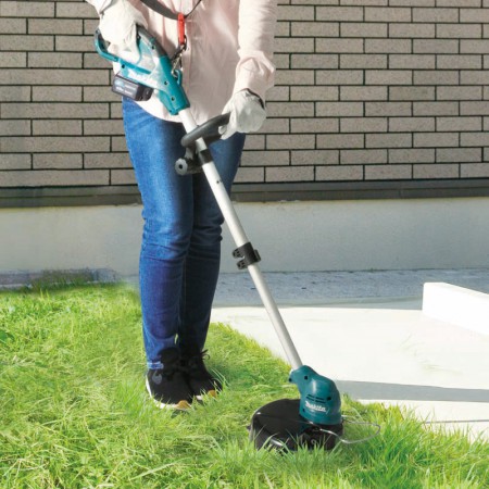 Cordless Grass Trimmer UR100D